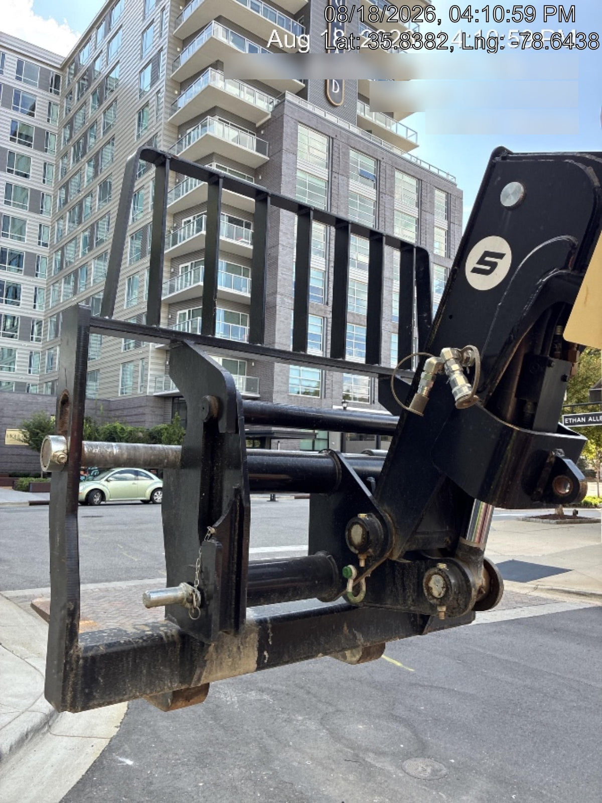 2025 JLG G5-18A