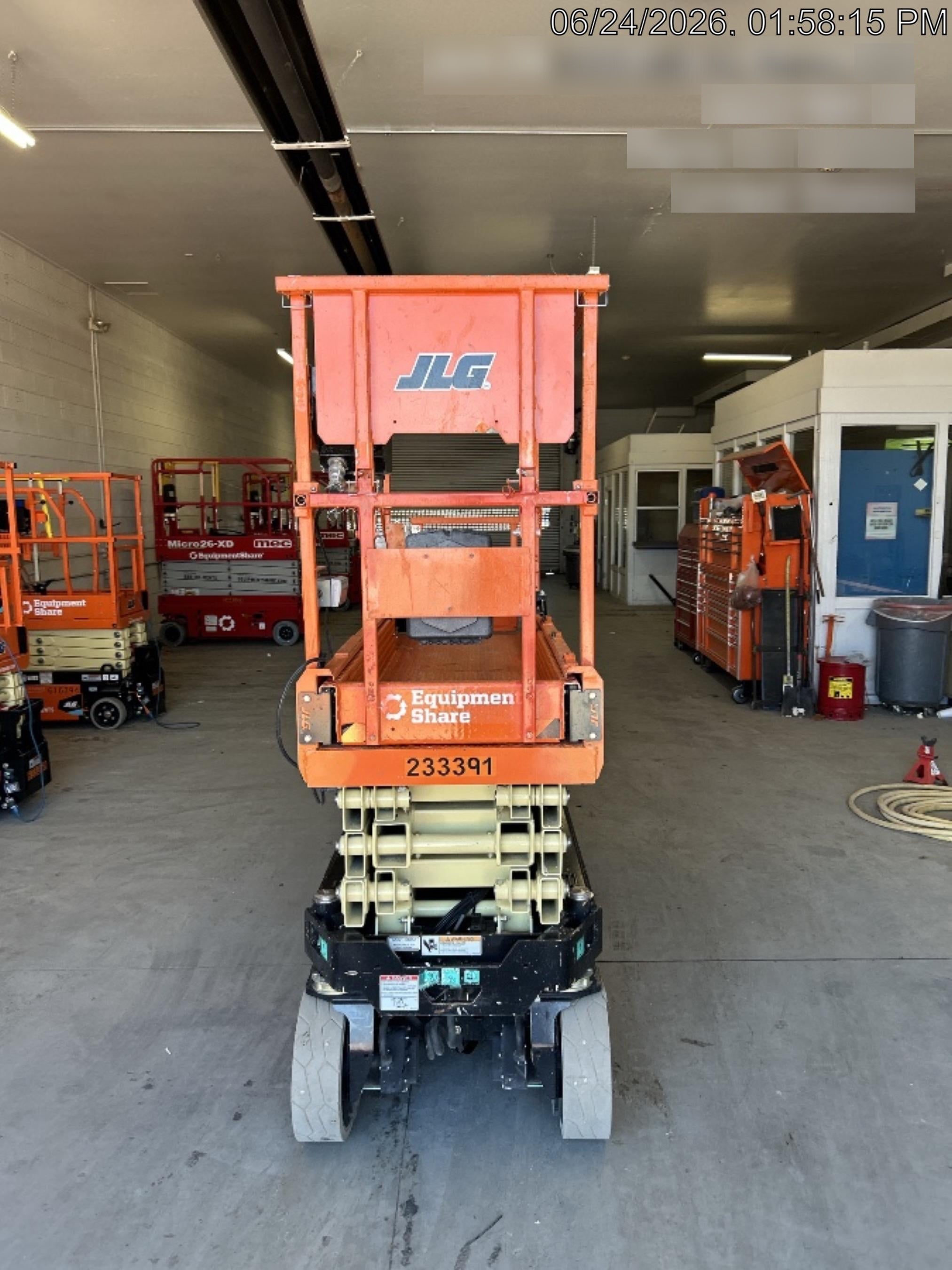 2022 JLG ES2632