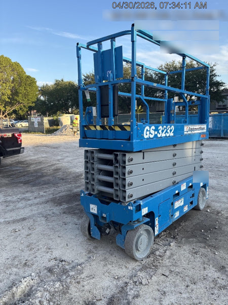 2022 GENIE GS-3232