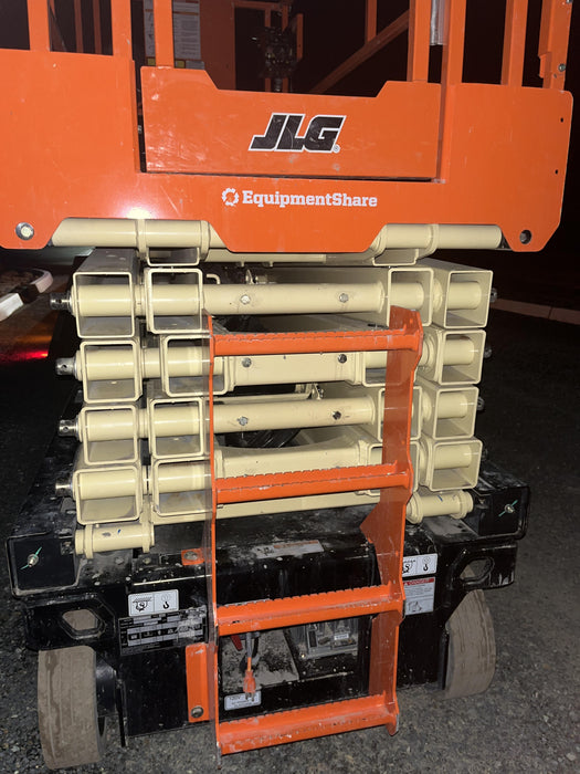 2022 JLG R4045