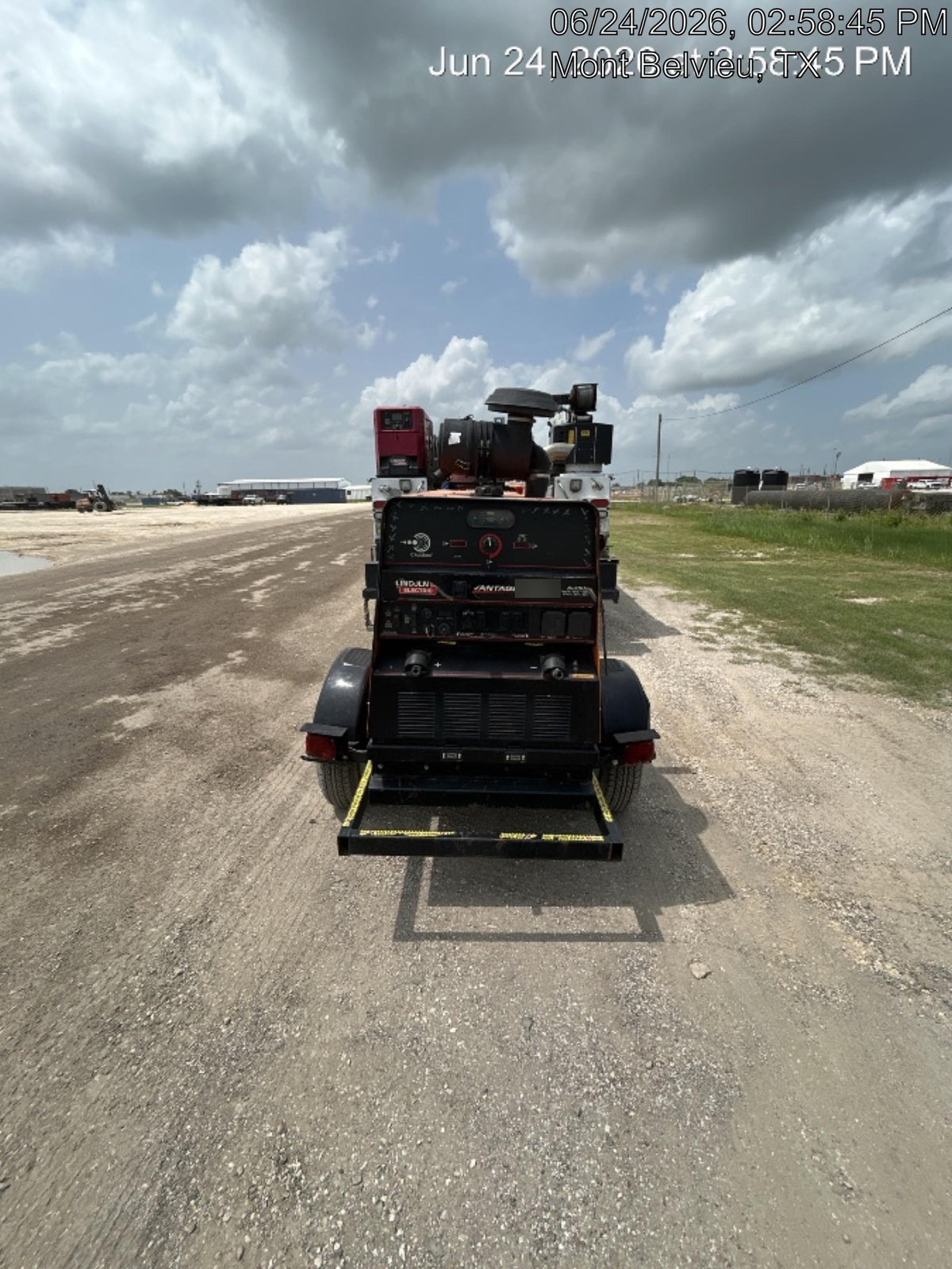 2021 Lincoln Electric Vantage 549X Ready Pak 3, ORANGE (includes trailer, cable rack, fender light kit)