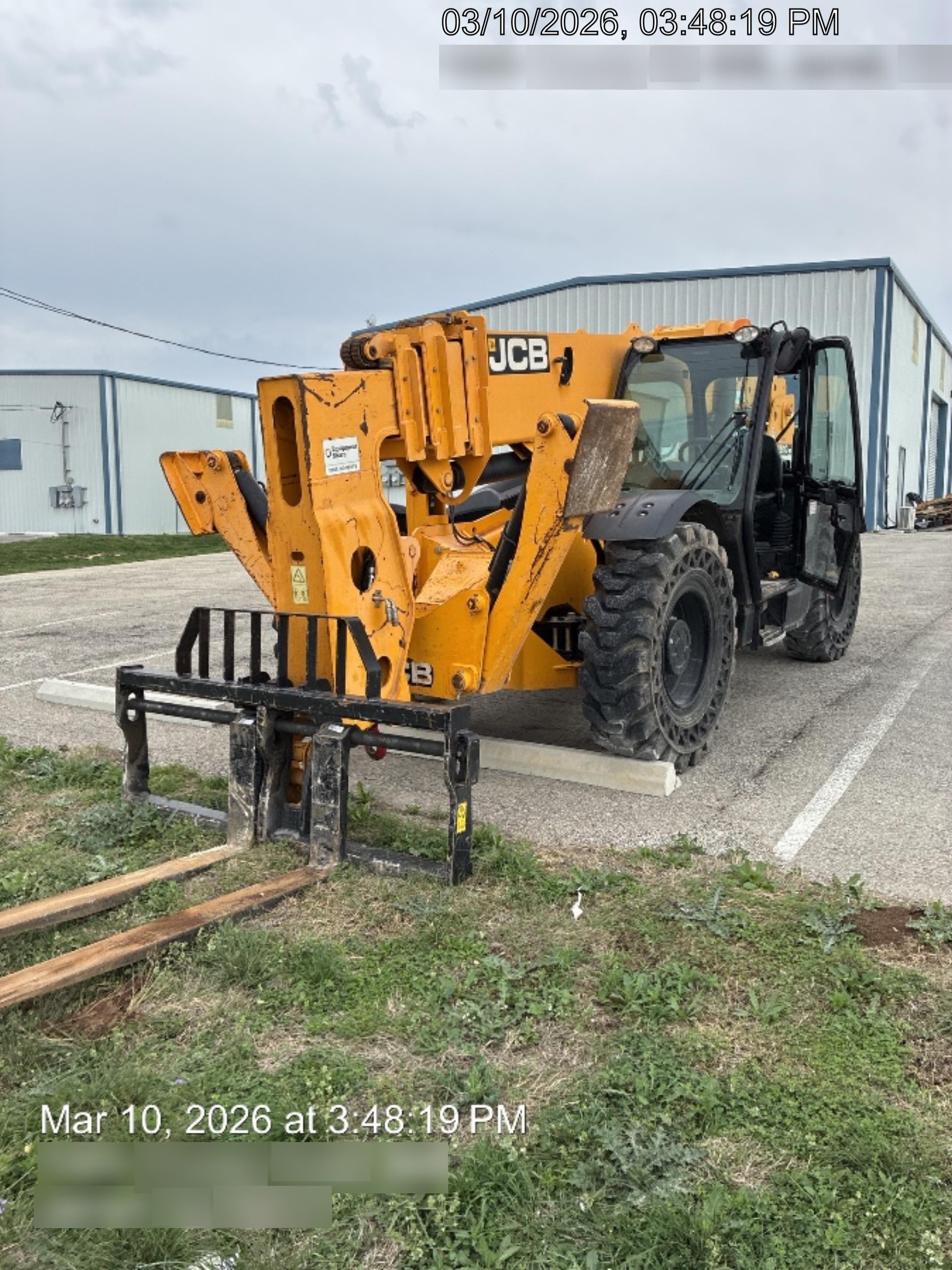 2019 JCB 510-56 JCB 510-56 Telehandler 74 HP w/CAB/HVAC, Beacon, Worklights, Aux Hydraulics, Solid Tires, 72" Carriage/Forks