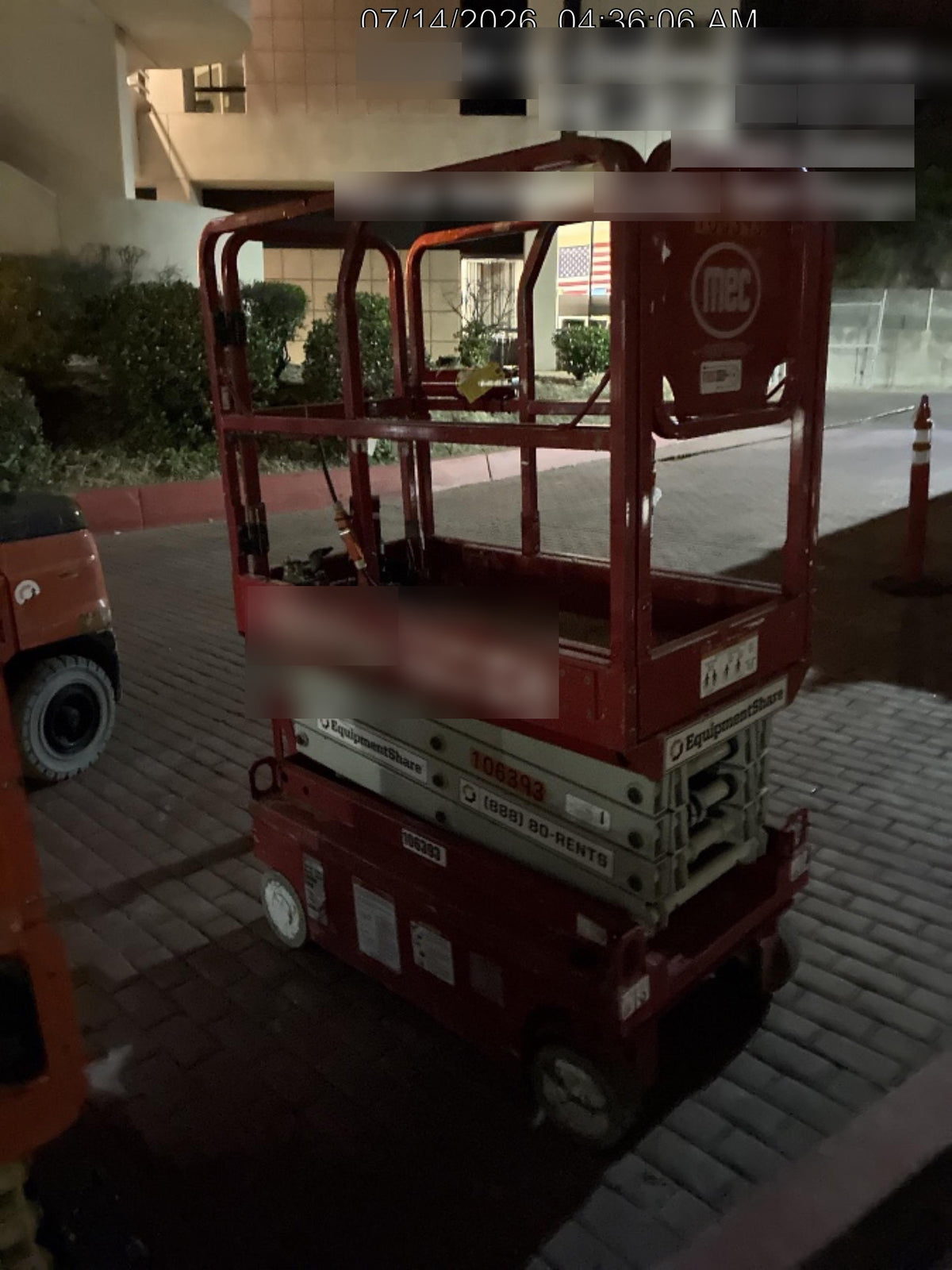 2020 MEC 1330SE Solid NM Tires, Steel Swing out Doors, LCS, Beacon, 900W Inverter