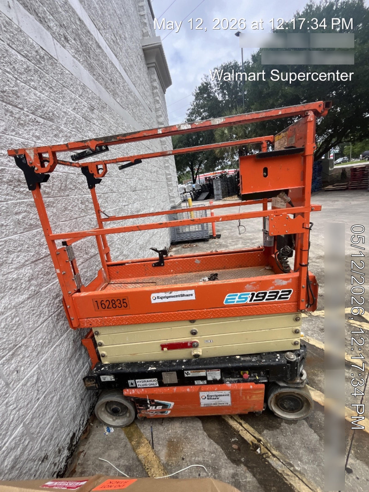 2021 JLG ES1932