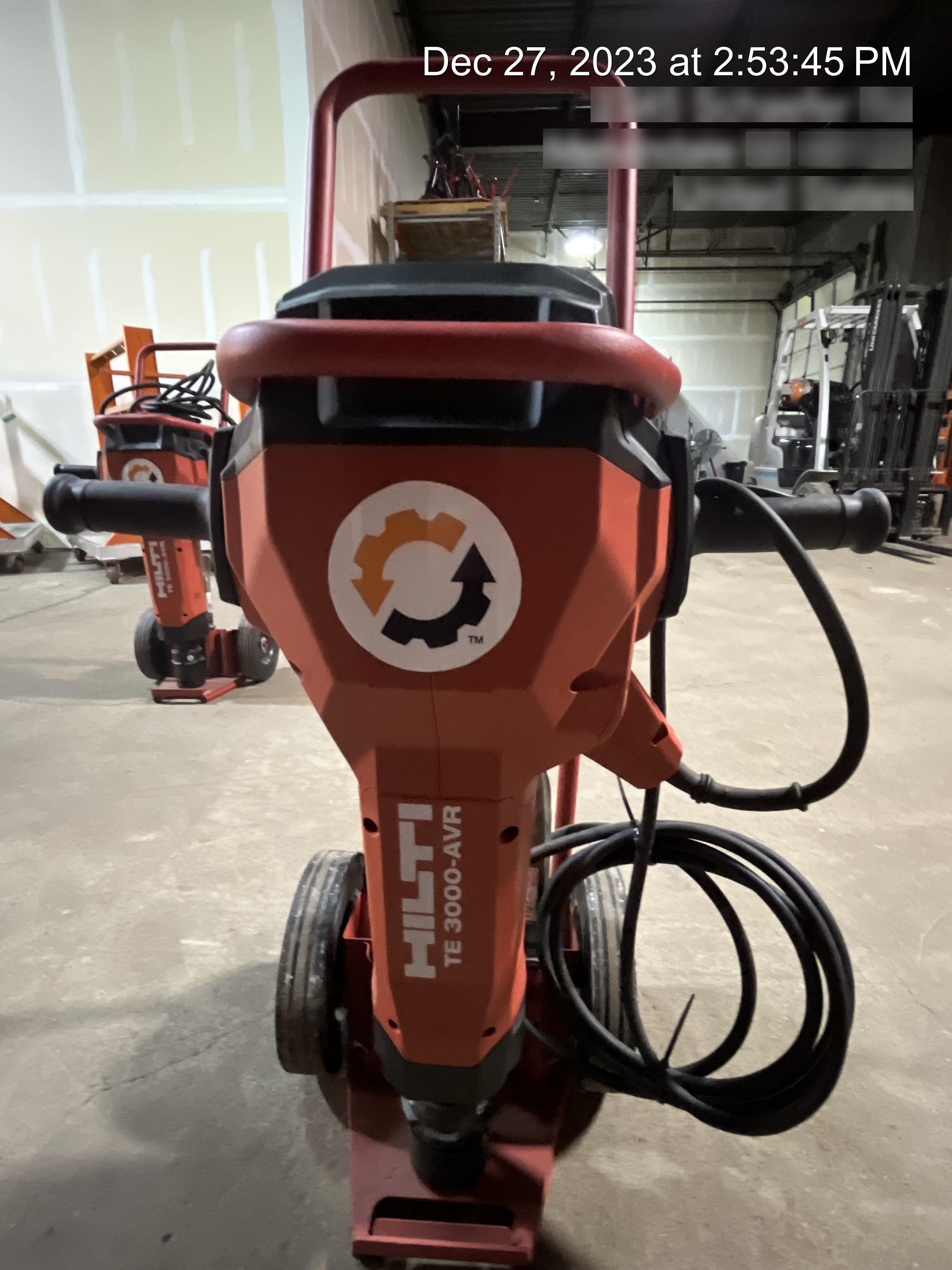 2023 HILTI TE 3000-AVR