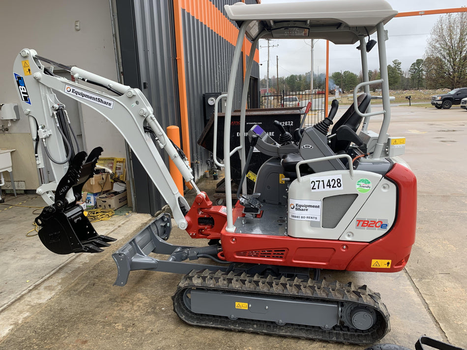 2022 TAKEUCHI TB20e