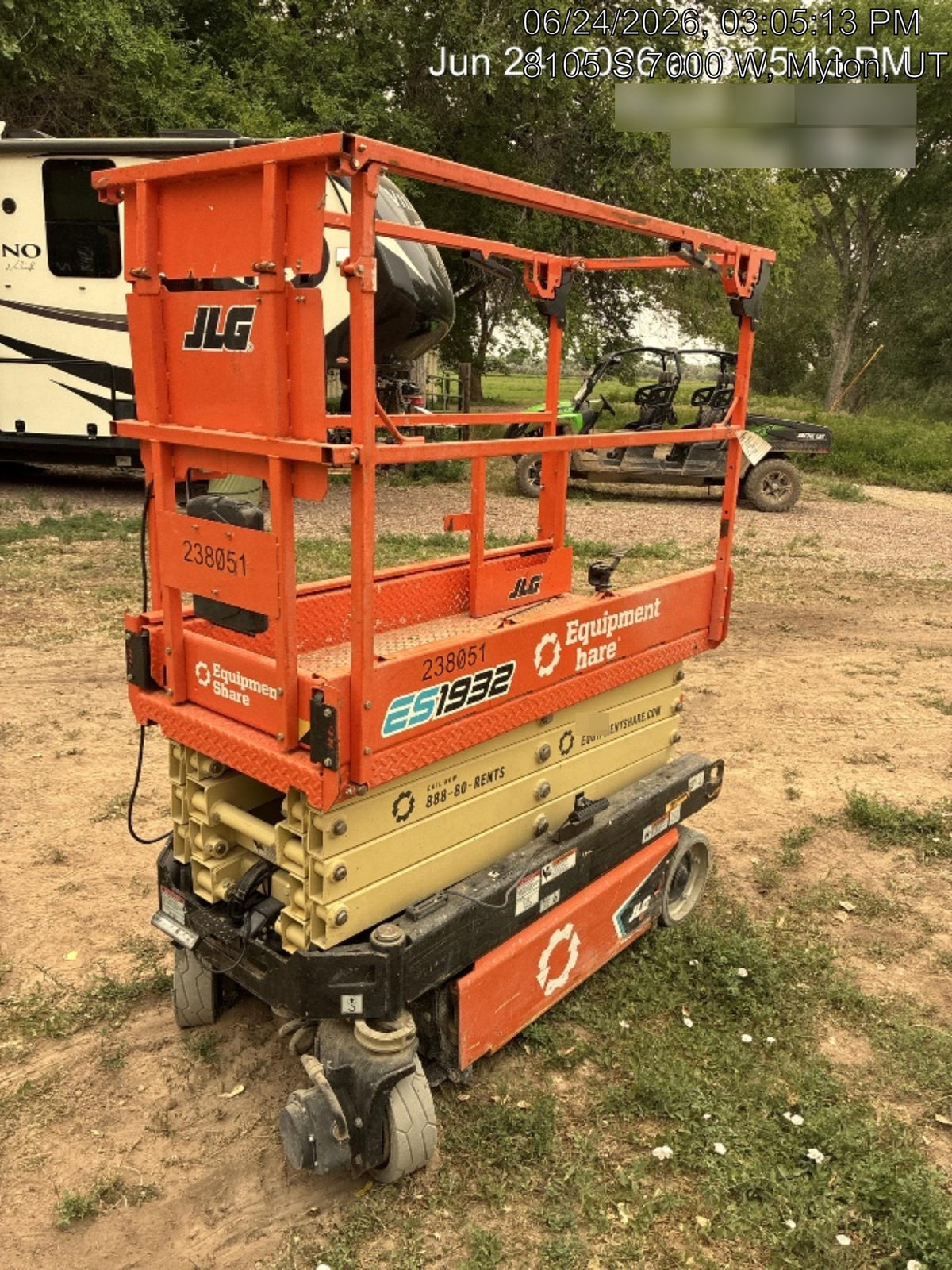 2022 JLG ES1932
