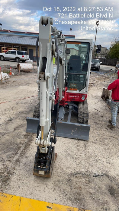2021 TAKEUCHI TB235-2CR