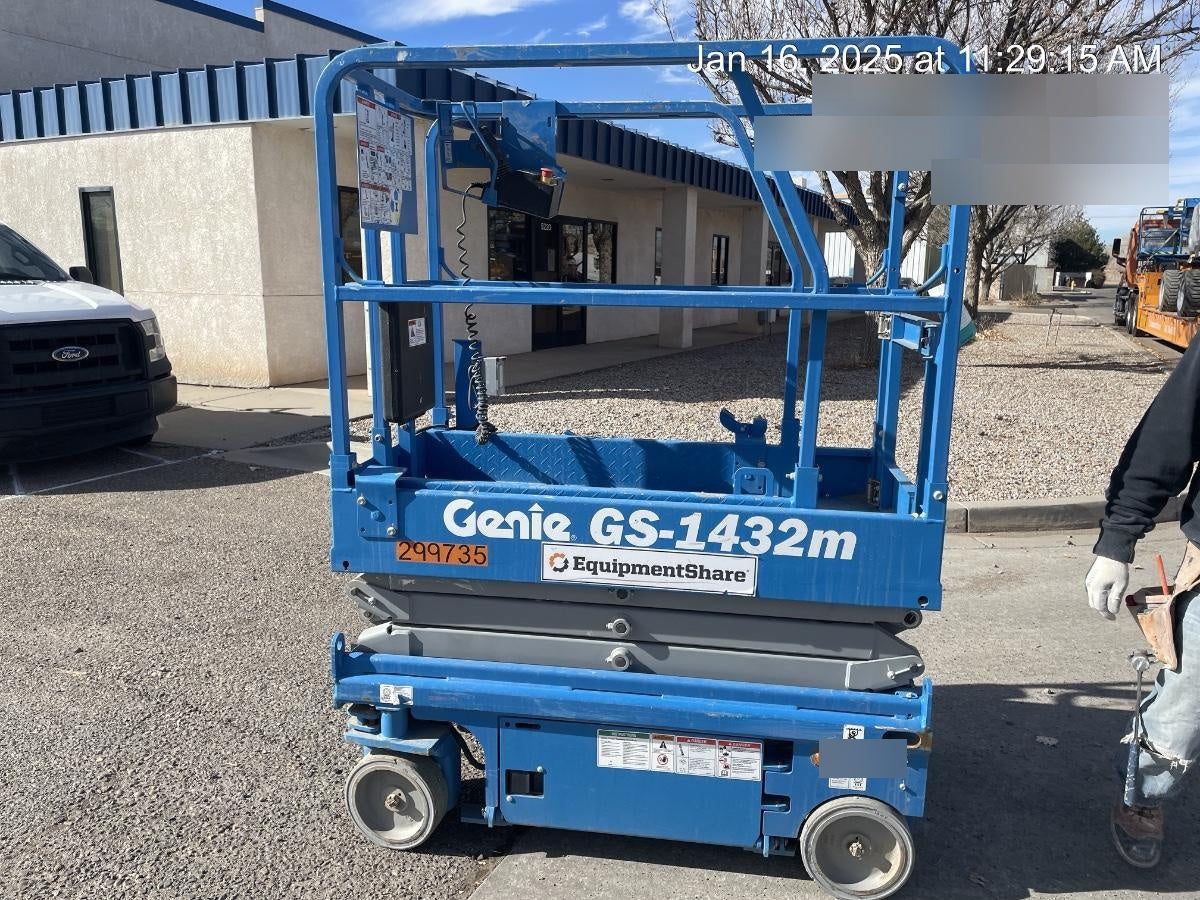 2023 GENIE GS-1432
