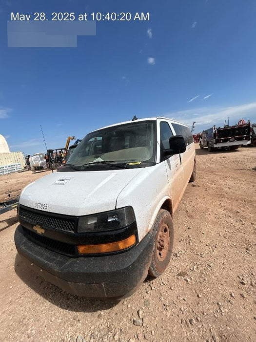 2023 CHEVROLET Express Van - Rental