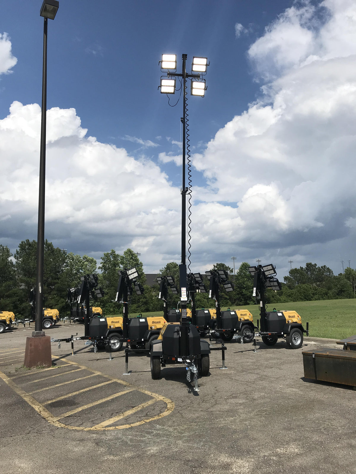 2021 ALLMAND NLV3GR