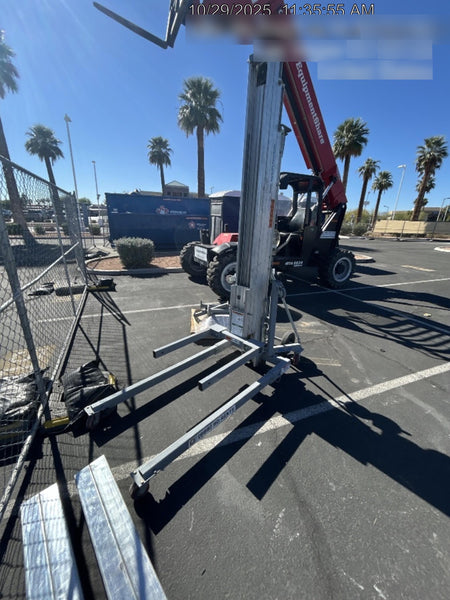 2020 GENIE SLC-24