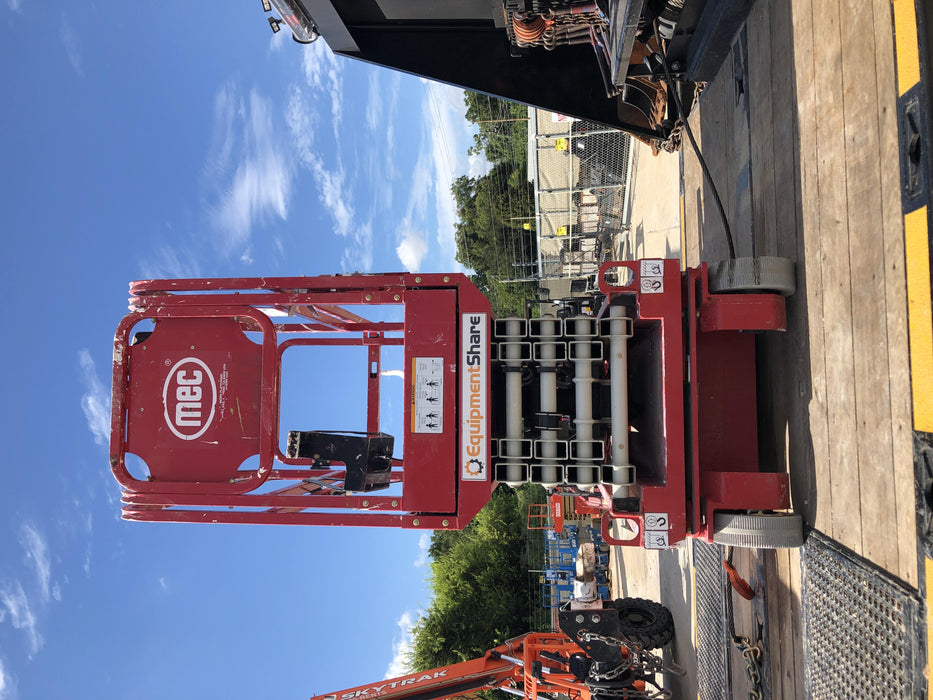 2019 MEC 1330SE MEC 1330SE w/ES Track Hardware, Full Extended 2 Year Warranty