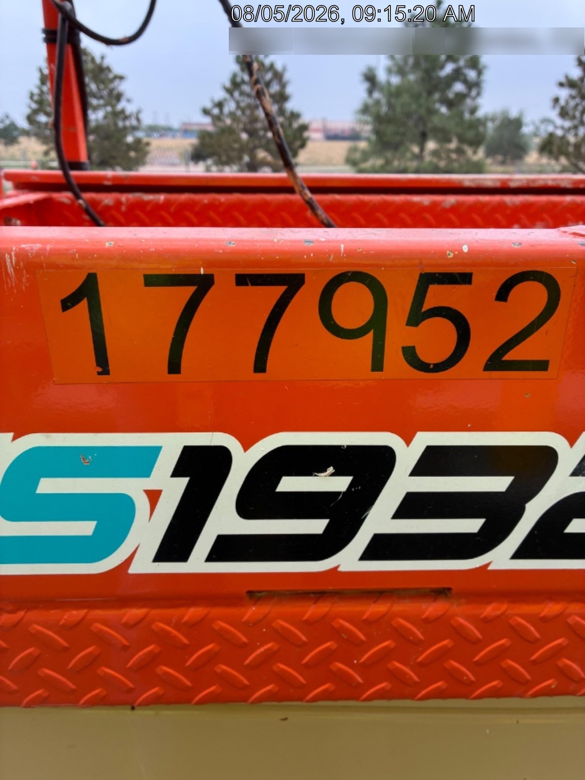 2021 JLG ES1932
