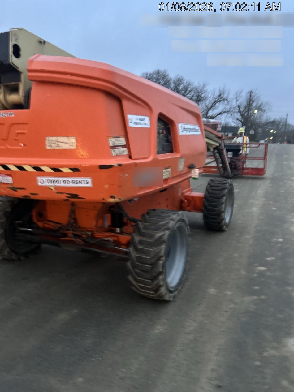 2020 JLG 660SJ