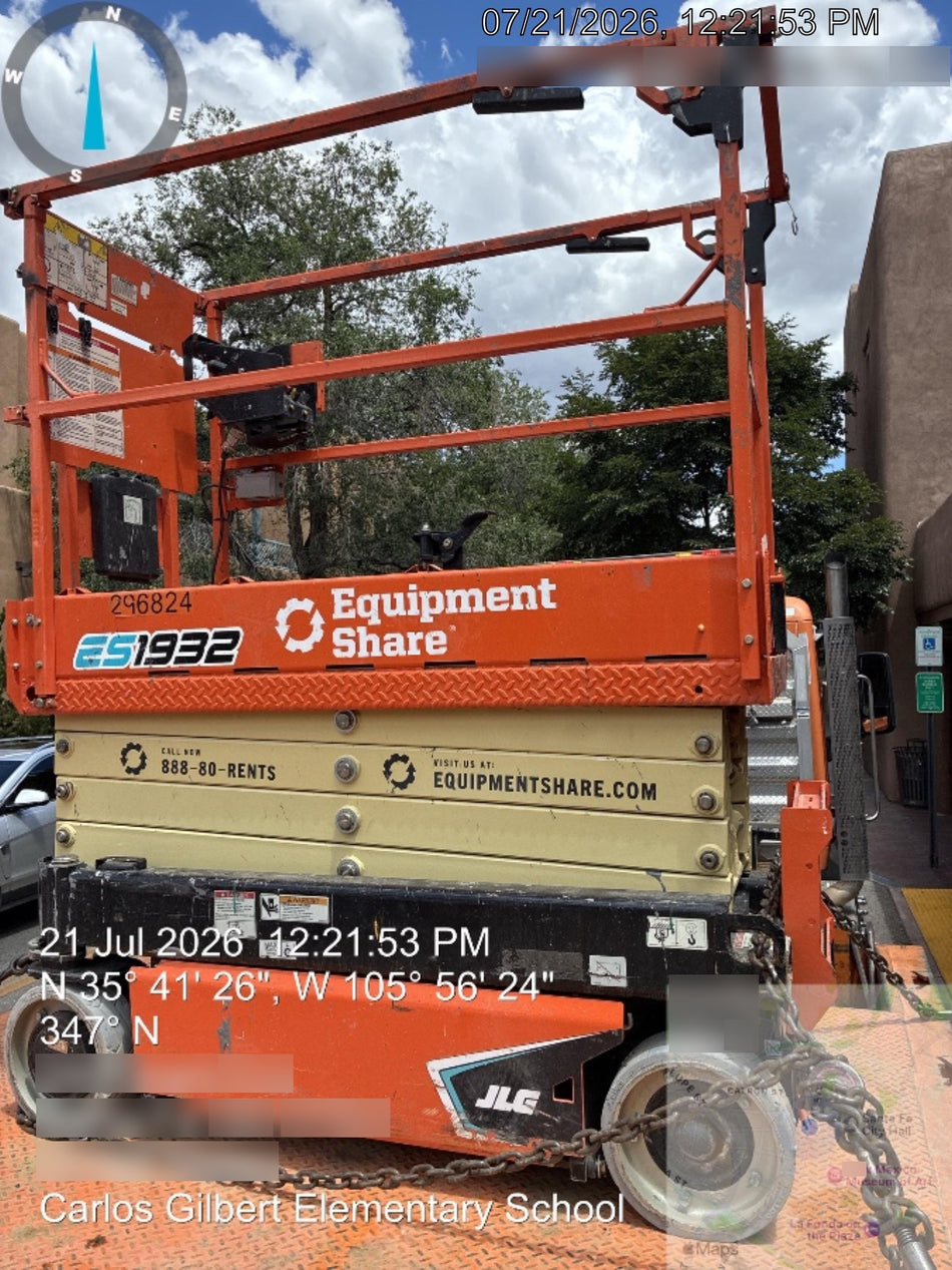 2023 JLG ES1932