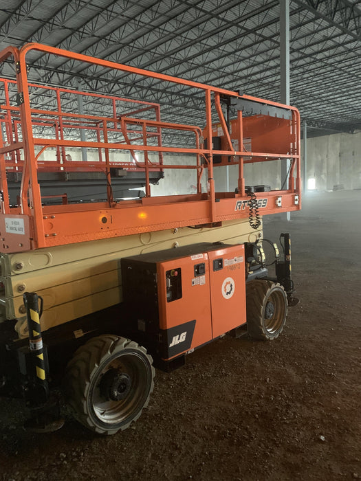 2021 JLG RT4069