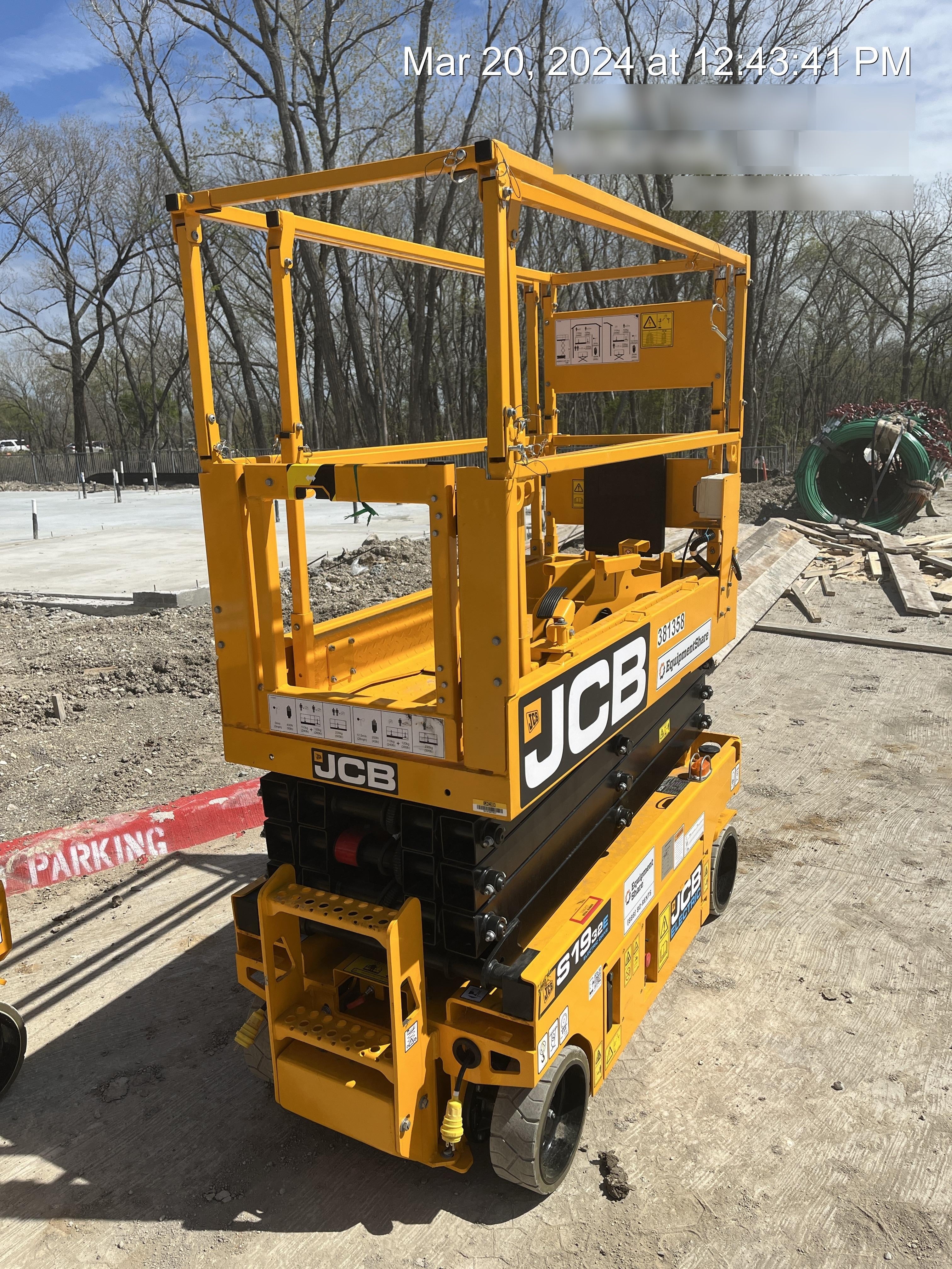 2024 JCB S1932E
