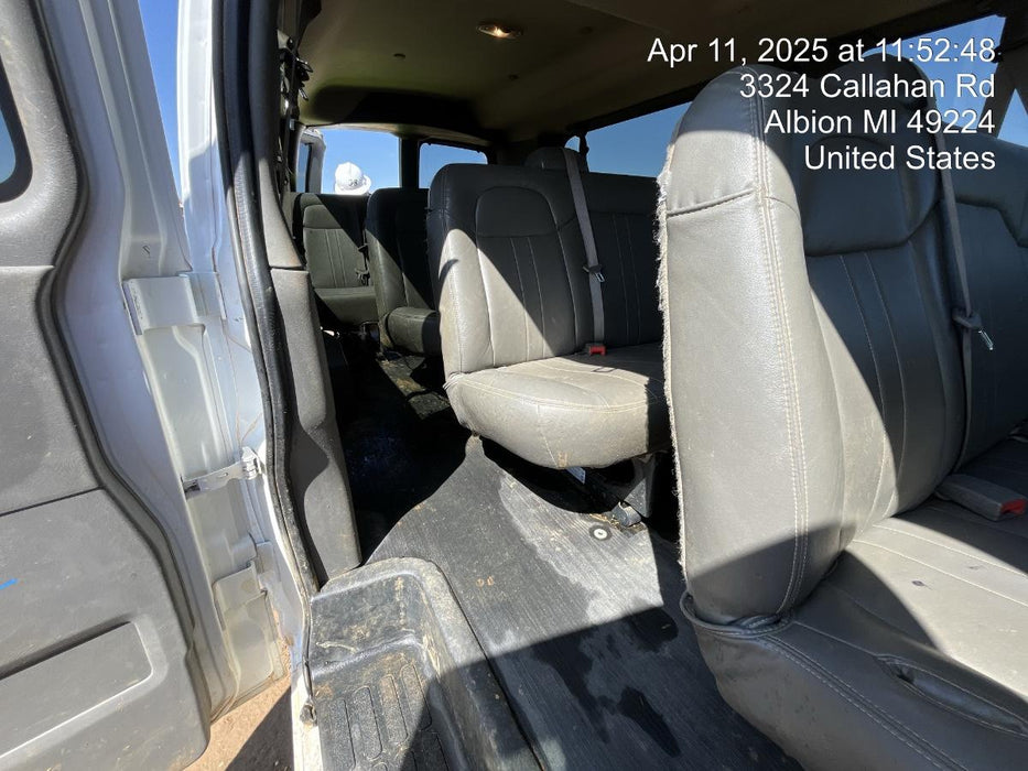 2023 CHEVROLET Express Van - Rental