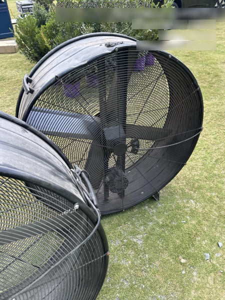 2022 COMMERCIAL ELECTRIC 42" BD Barrel Fan