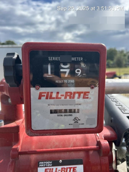 2023 CASE 588H