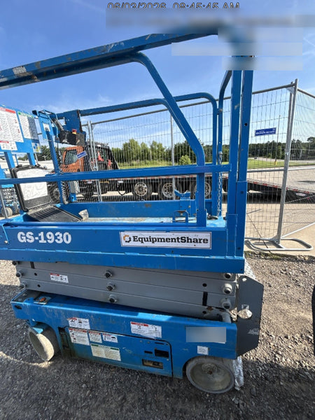 2019 Genie GS-1930 Fixed rails with chain Entry
