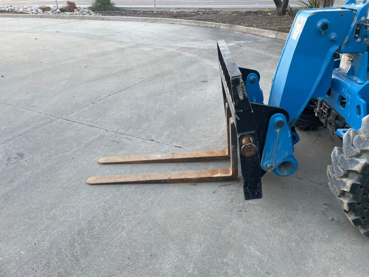 2023 GENIE GTH-5519