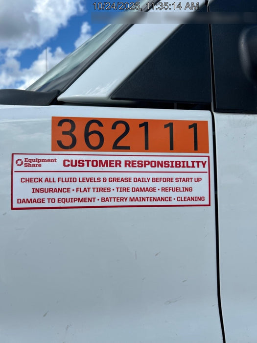 2023 CHEVROLET Express Van - Rental