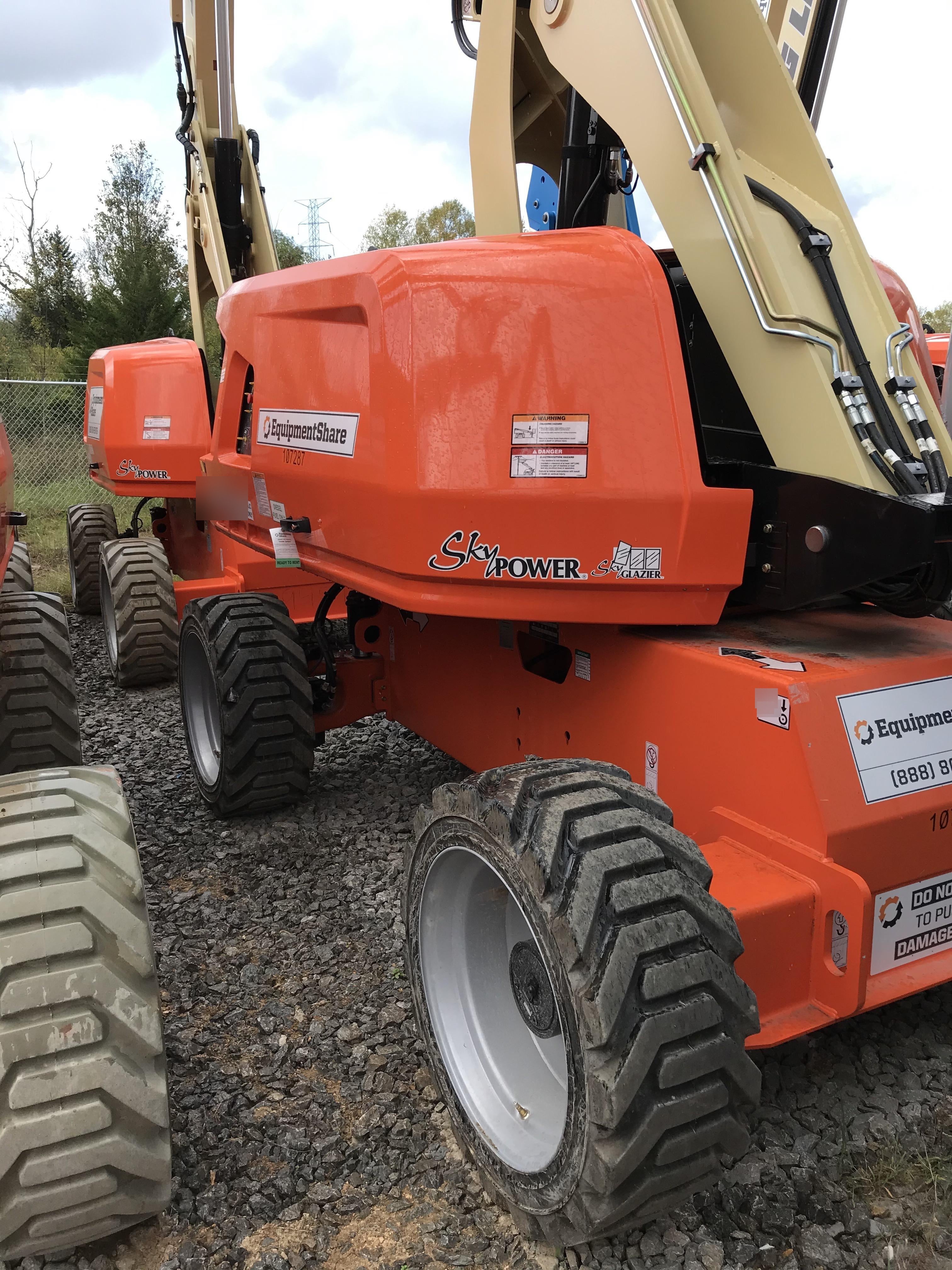 2020 JLG 660SJ