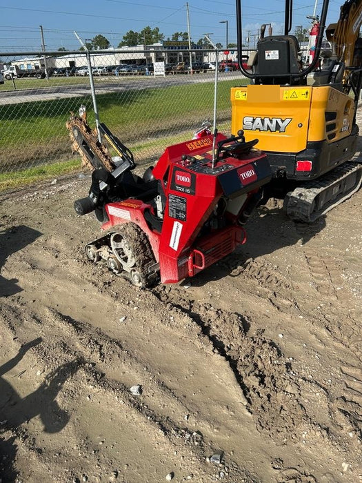 2023 TORO TRX-16