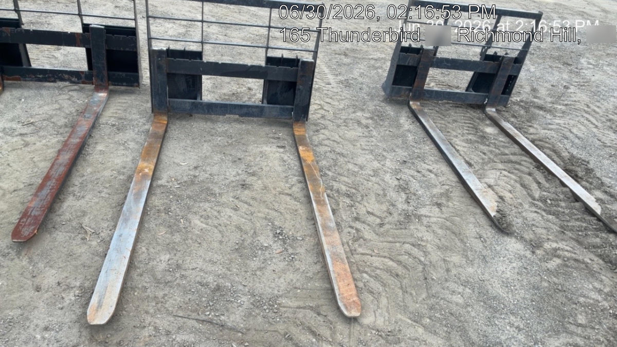 2026 ARROW MATERIAL HANDLING 72" Pallet Forks - Arrow