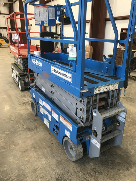 2019 Genie GS-1930 Fixed Rails with Chain Entry