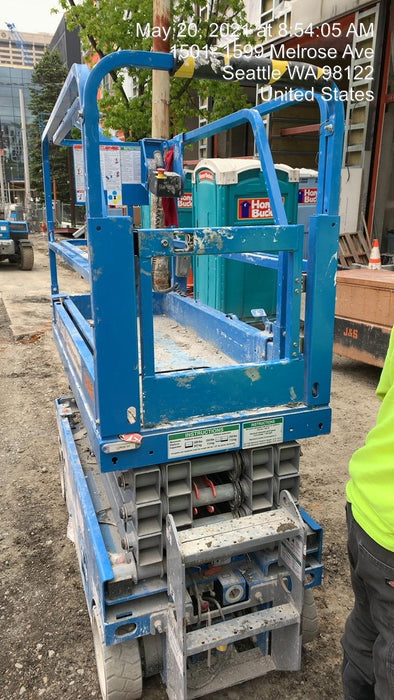 2020 Genie GS-1930 Solid Non Marking Tires, Beacon, Folding rails with half height swing gate, 800W Inverter