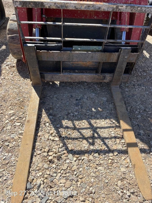 2022 ARROW MATERIAL HANDLING 48" Pallet Forks - Arrow