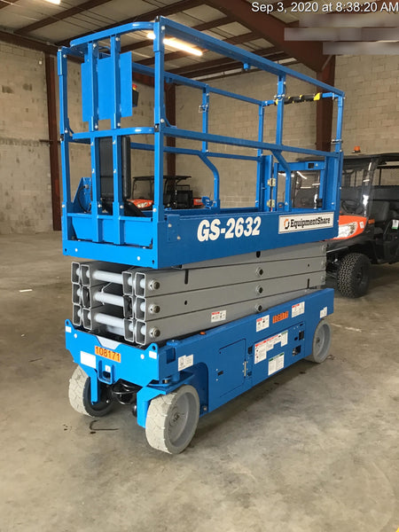 2020 Genie GS-2632 Solid NM Tires, Folding Rails with Half-Height Swing Gate, Beacon