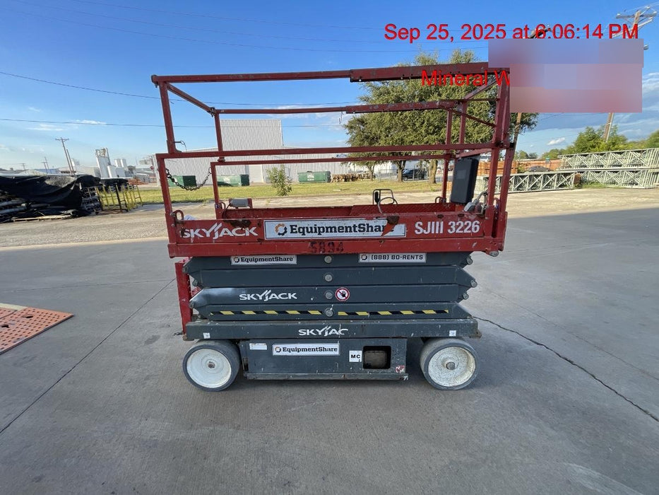 2017 Skyjack SJIII-3226 Skyjack SJ3226, Trojan Battery Set, Extended Warranty 5yr/5k hr