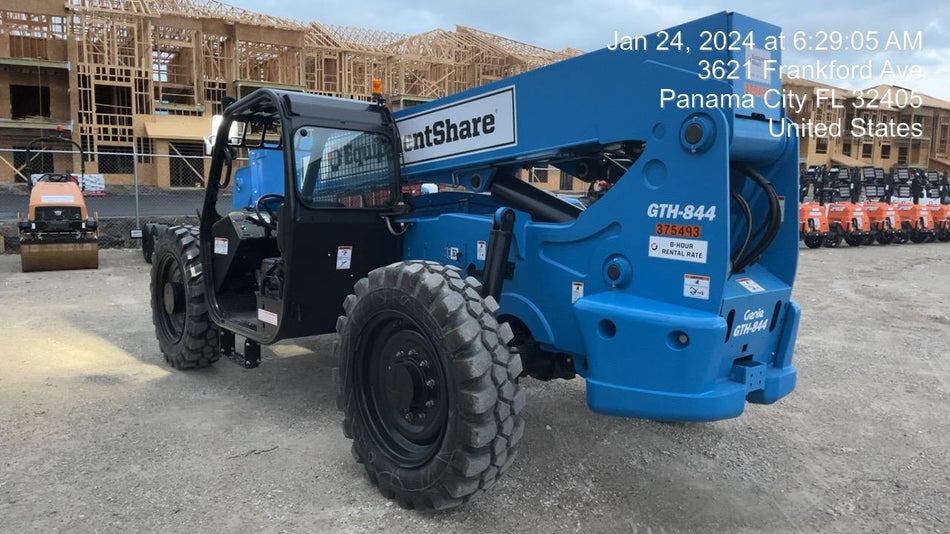 2023 GENIE GTH-844