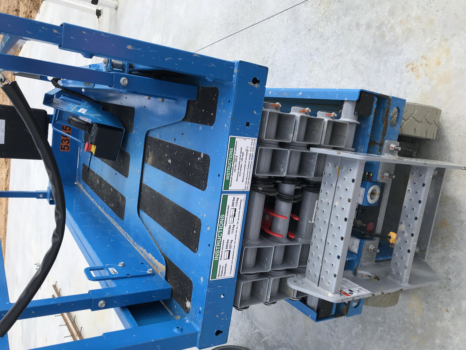 2019 Genie GS-1930 Fixed Rails with Chain Entry