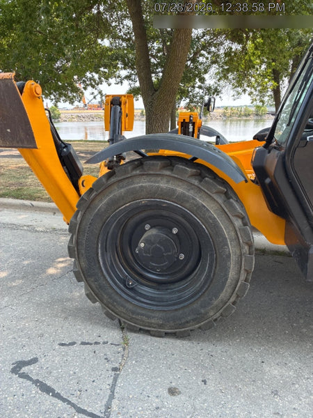 2024 JCB 510-56