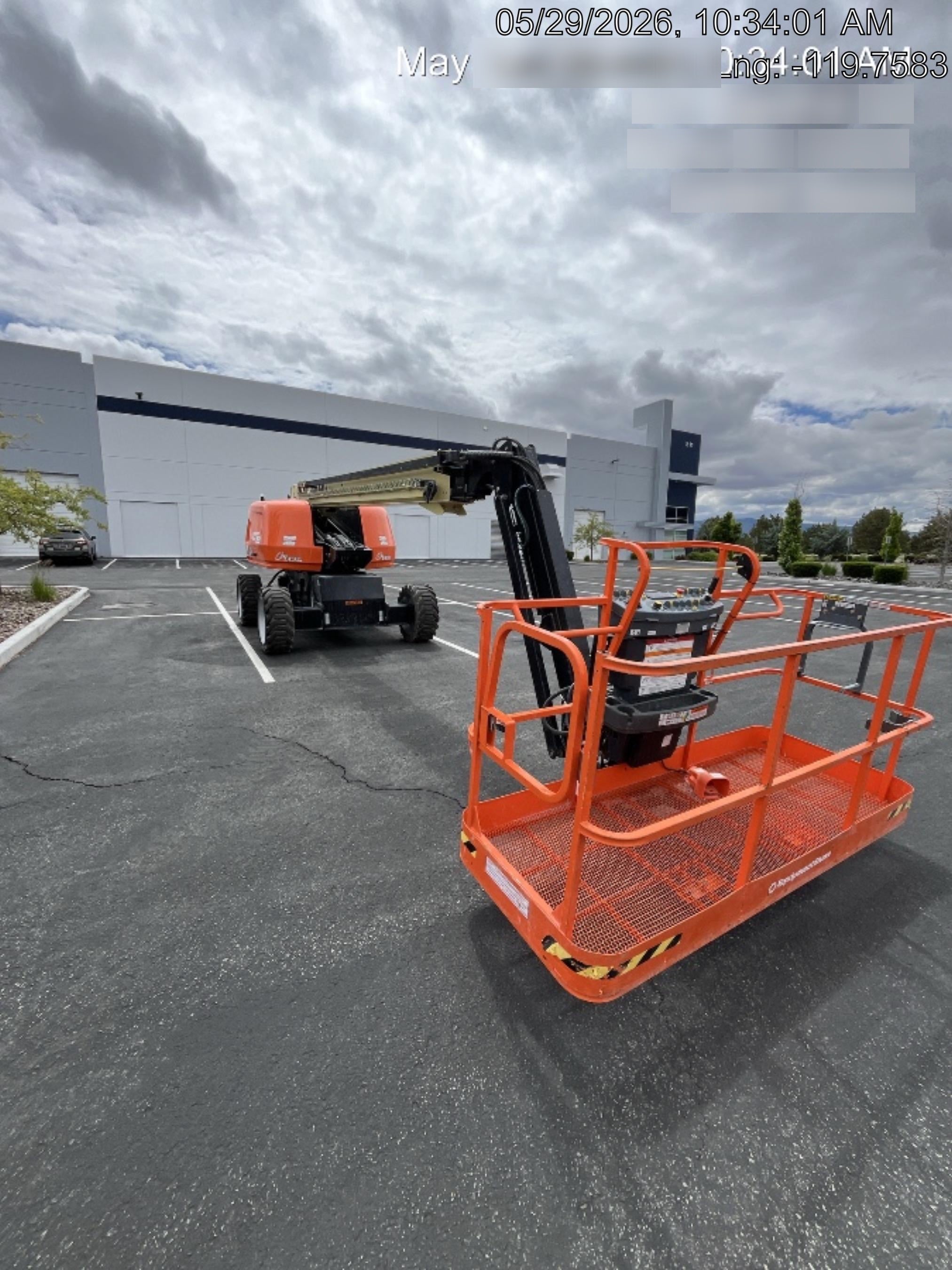 2025 JLG 660SJ