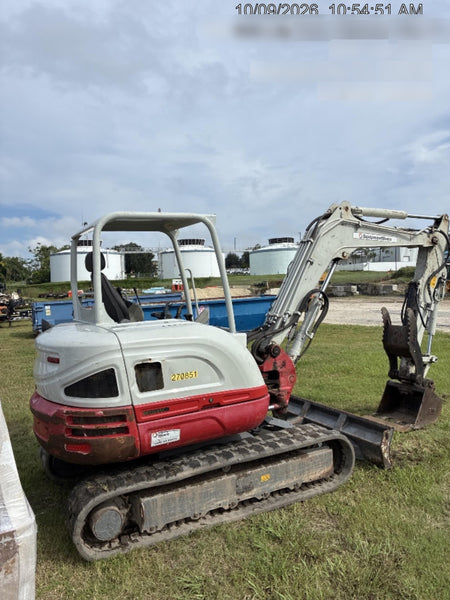 2022 TAKEUCHI TB250-2R