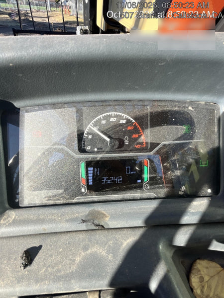 2025 JLG 519