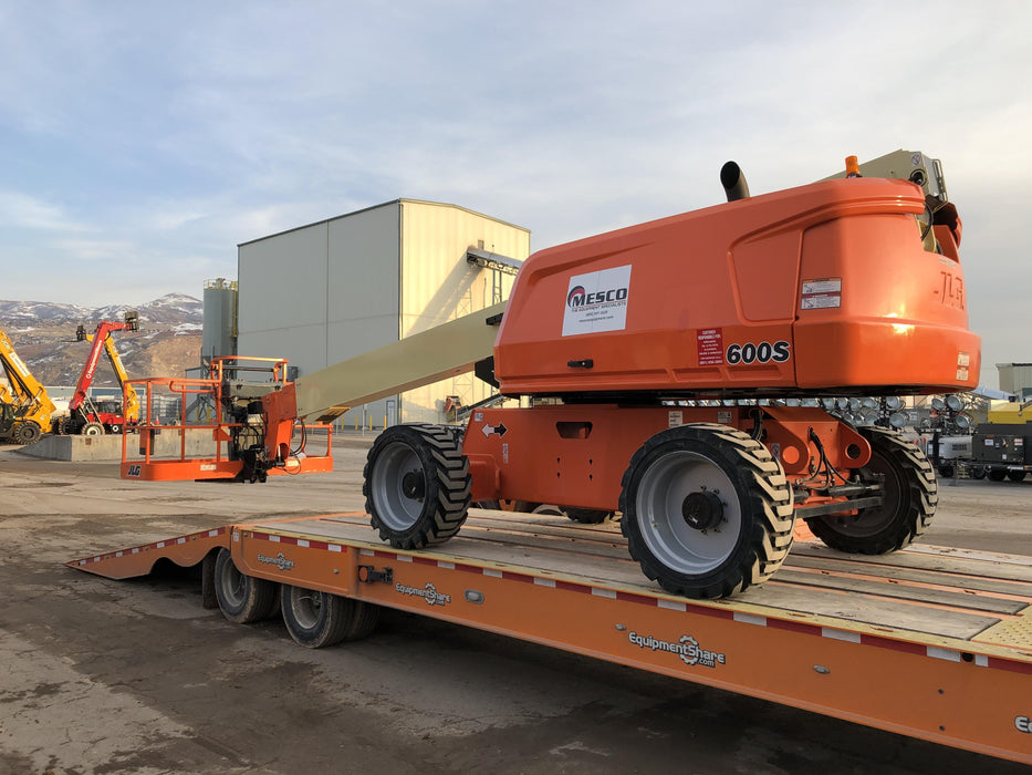 2018 JLG 600S 4WD