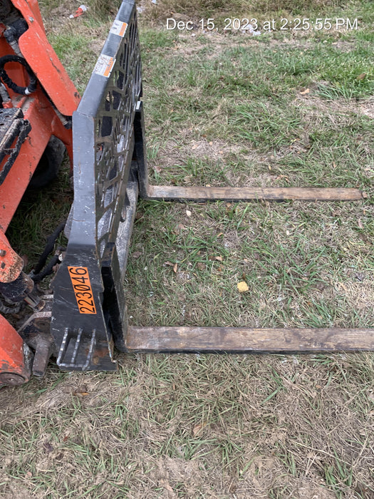 2022 PALADIN 48" Pallet Forks - Paladin