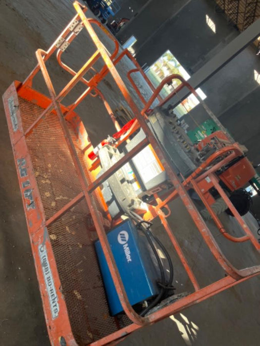 2023 MILLER ELECTRIC XMT 350