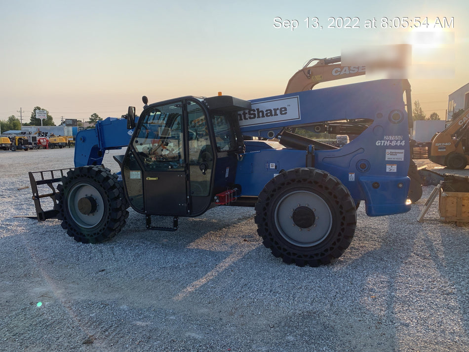 2022 GENIE GTH-844