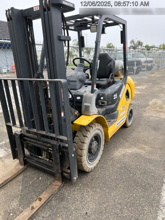 2021 KOMATSU FG25T-16