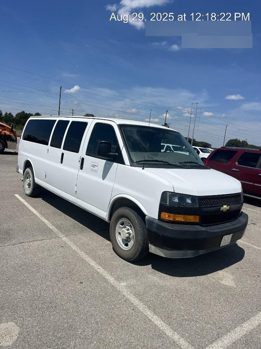 2023 CHEVROLET Express Van - Rental