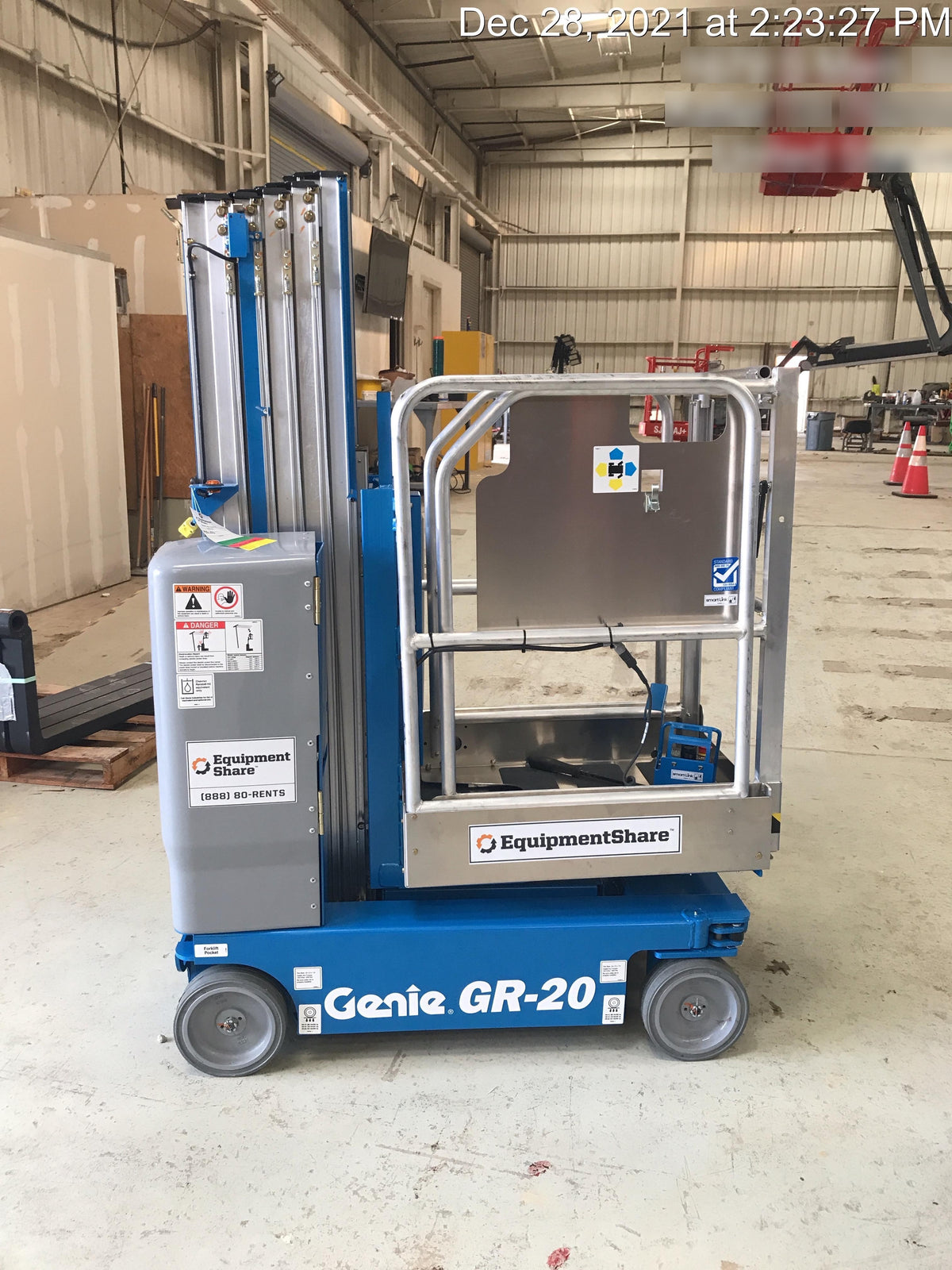 2021 GENIE GR-20