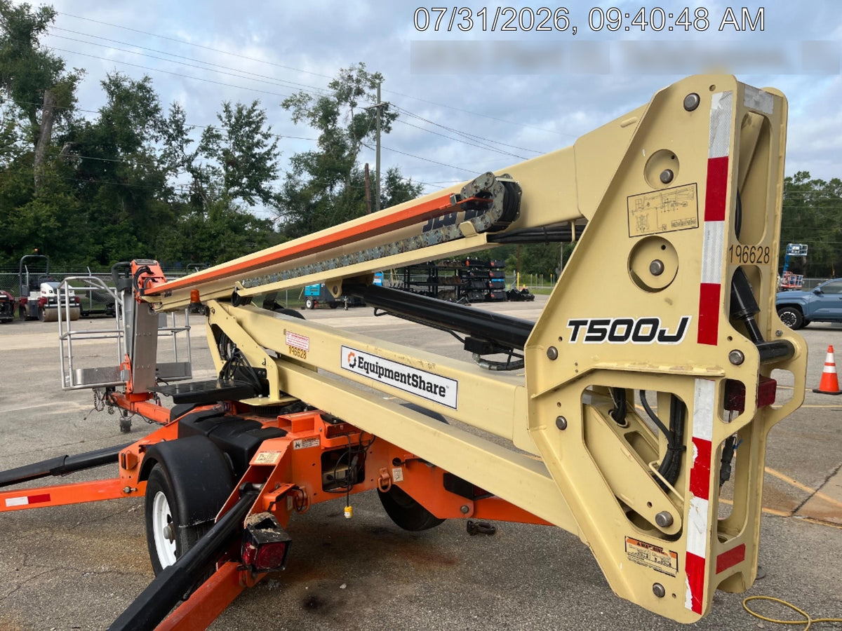 2021 JLG T500J